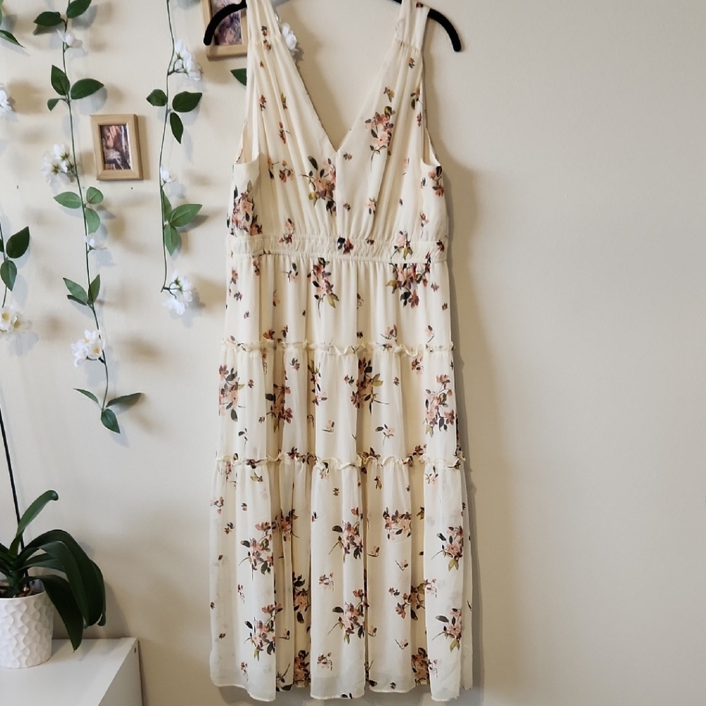 ☀️🍉SALE🍉☀️ Maurices - NWOT Cream Floral Midi Dress - L